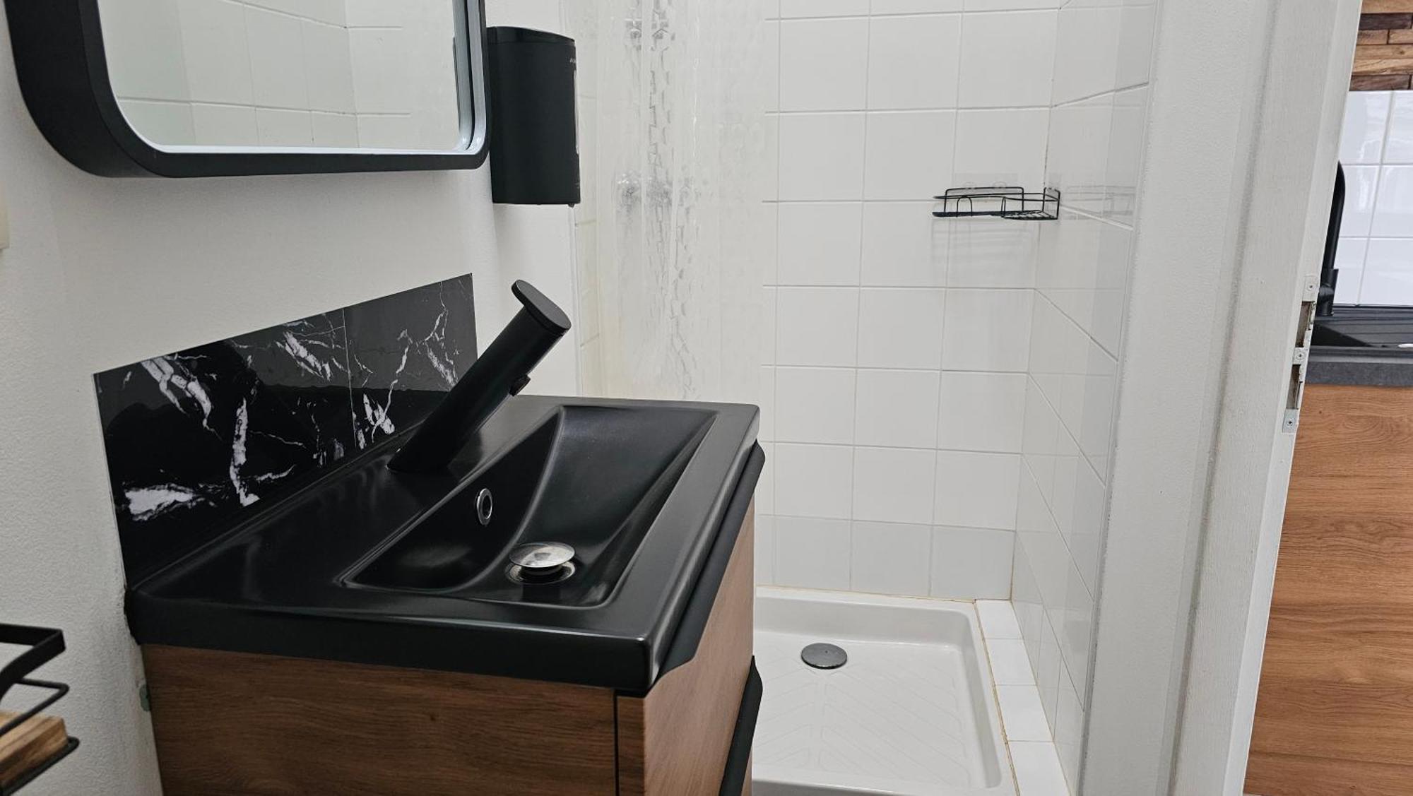 Bed To Rent - Maison Calme Avec Jacuzzi Sous Supplement Bordeaux Exteriör bild