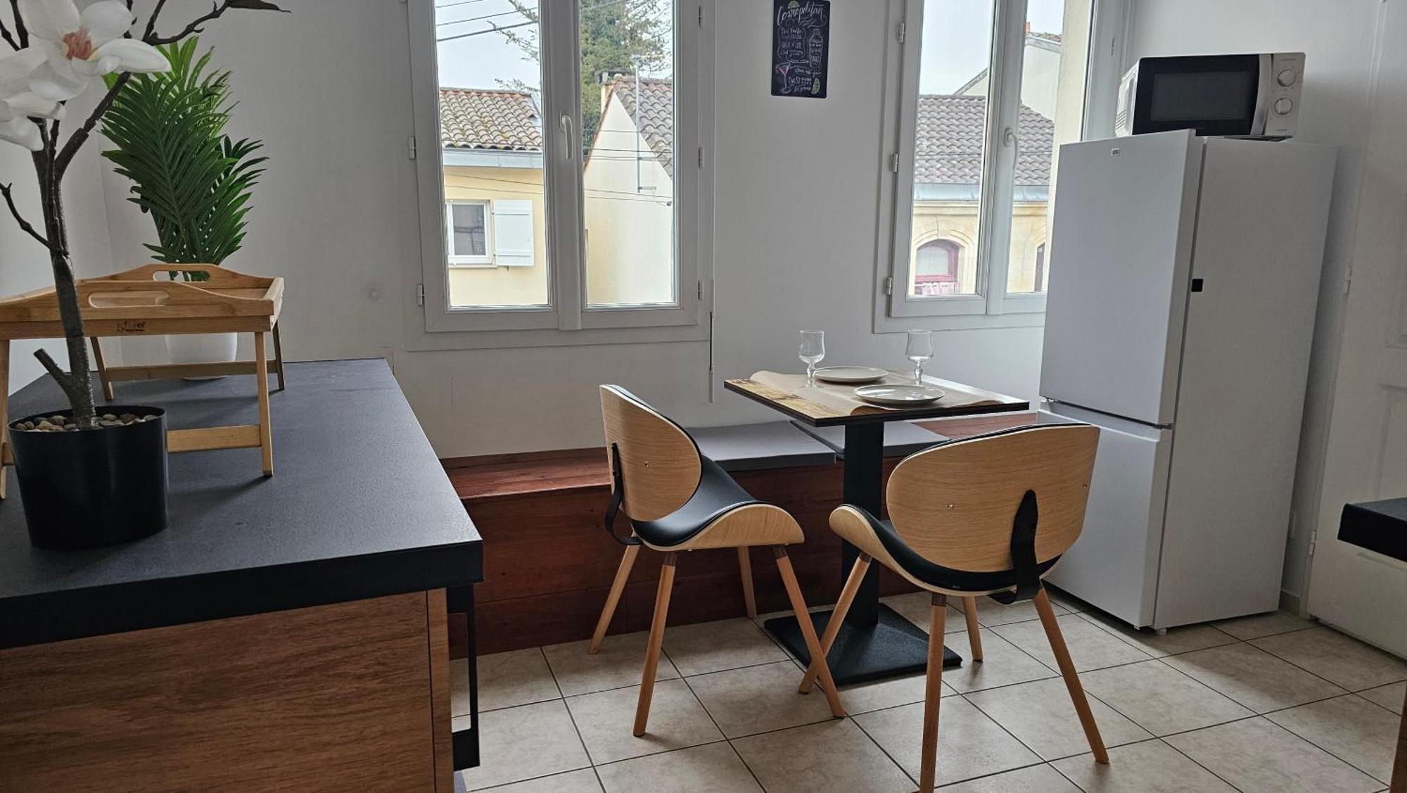 Bed To Rent - Maison Calme Avec Jacuzzi Sous Supplement Bordeaux Exteriör bild