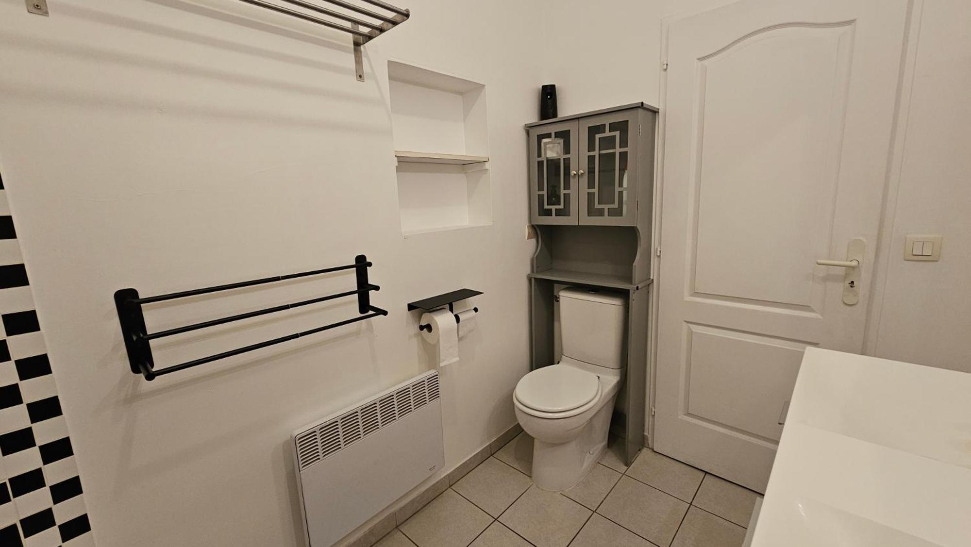Bed To Rent - Maison Calme Avec Jacuzzi Sous Supplement Bordeaux Exteriör bild