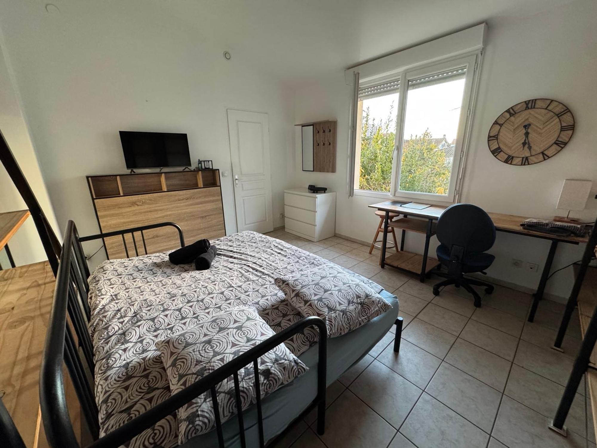 Bed To Rent - Maison Calme Avec Jacuzzi Sous Supplement Bordeaux Exteriör bild